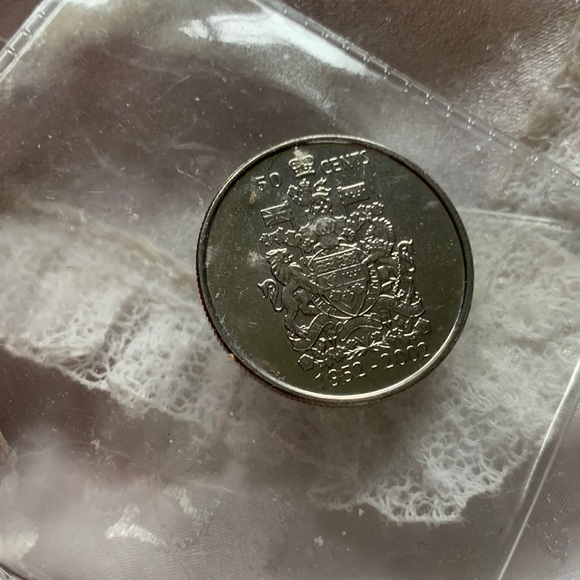 Canadian 2002 fifty cent uncirculated mint coin - Picture 5 of 8